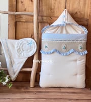 مدس مع اللفه والقبعه الدائريه