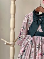 فستان مخمل 3-7 سنوات