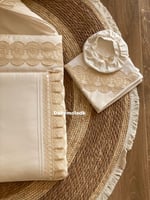 مدس بيج مع اللفة والقبعة الدائرية / محايد