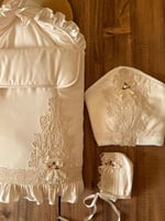 مدس بيج مع اللفه والقبعه الفرنسيه