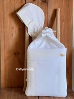 مدس مع اللفه والقبعه الدائريه