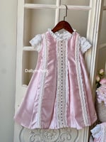 فستان 0-3 الى 9-12 مع القبعه الفرنسيه من1الى 5 سنو...