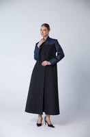 بليزر اسود وكحلي فالكتف والكم