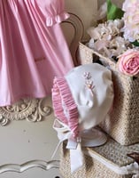 فستان 0-3 الى 1 سنه مع القبعه من2الى 3 سنوات بدون...