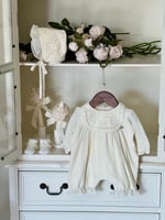 افرول مع قبعه الفرنسيه بدون الجورب