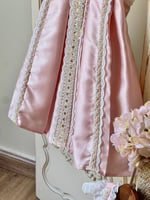 فستان 0-3 الى 9-12 مع القبعه الفرنسيه من1الى 5 سنو...