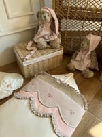 مدس بيج بناتي مع اللفه والقبعه الفرنسيه