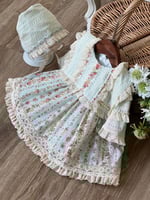 فستان مورد من0_3 الى 6_9 شهر مع قبعة فرنسية