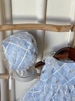 فستان ازرق من 0_3 الى 9_12 مع القبعة الفرنسية ومن...