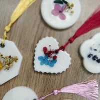 « شمعة معطرة الخزائن »