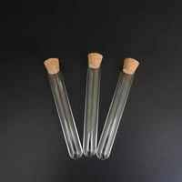 « علبة كبريت بلاستيك »