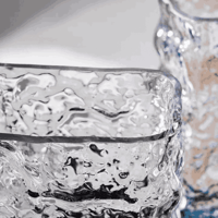 فازة زجاجية مستطيلة