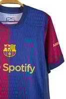 تيشيرت برشلونة الاساسي فئة الاعبين 2025/2024