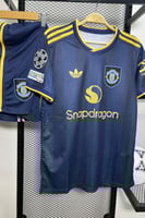 طقم مانشستر يونايتد 25_26 (الدفعة الثانية )