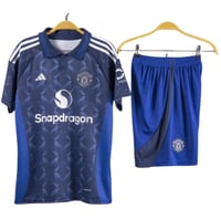 طقم مانشستر يونايتد الاحتياطي 2025/2024