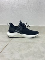 حذاء رياضي للمشي اسود