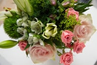 باقة اليوم مزهرية