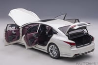 LEXUS LS500 h SONIC WHITE METALLIC/CRIMSON & BLACK...