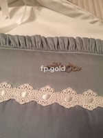 بروش ب اسم مطلي فضه مع تعليقه للهايه فقط