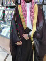 بشت رجالي ملكي رسمي لون عودي دقة ملكيه قماش صوف 80...