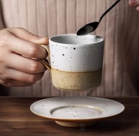 فنجان اسبريسو فخاري يدوي بطراز ياباني ساحر