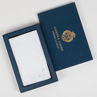 غترة جينيفا ليونز إصدار 2025