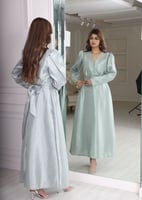 فستان تيفاني مميز بتطريز