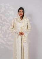 روب استقبال مزين بالكلف / كريمي