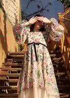 Luxury Flowers dress / Beige