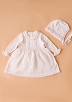 فستان راقي بتصميم أسباني مميز