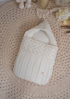 مجموعة الاستقبال الراقية ( فستان البيبي + المدس )