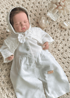 لبس مواليد أوف وايت بتصميم فيونكة