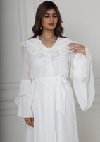 روب استقبال راقي بدانتيل الفراشات