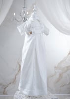 فستان سبوع راقي مناسب لكلا الجنسين