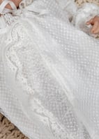 لبس استقبال راقي اوف وايت