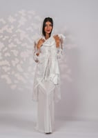 روب عصري بالدانتيل