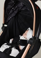 عربية اطفال مميزه بتصميم خاص وراقي