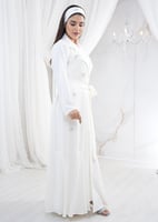 روب فاخر قطعتين بتصميم عصري مميز باضافة الكريستال