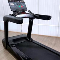 جهاز سير كهربائي بجودة عالية يستخدم في الصالات الر...