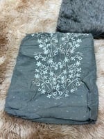 شرشف صلاه سحاب منتش مطرز ساده كم فرنسي الطول 155cm