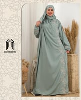 شرشف صلاه مطرزمفتوح يناسب كل المقاسات الطول 160cmا...