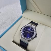 ساعة هوبلت كريستال