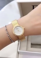 ساعة ديور الانيقة