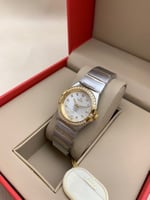 ساعة اوميغا كونستليشن النسائية