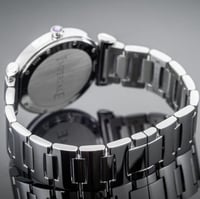 ساعة شوبارد امبريال طبق الاصل من ساعة خادم الحرمين...