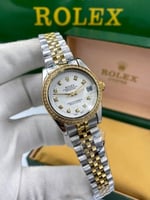 ساعة رولكس النسائية