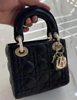 اسود