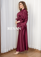 طقم ستان ملكي بتطريز ناعم ولمسة فاخرة