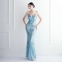 فستان سهرة لآلئ نجد