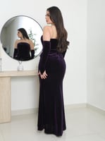 فستان سهرة مخمل بقصة مستقيمة مع أكمام منفصلة من ري...